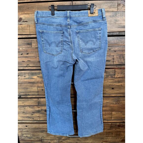 EDWIN Women's Cassia Bootcut Crop Jeans Wash: Journey Sz 32 NWT - Picture 2 of 10